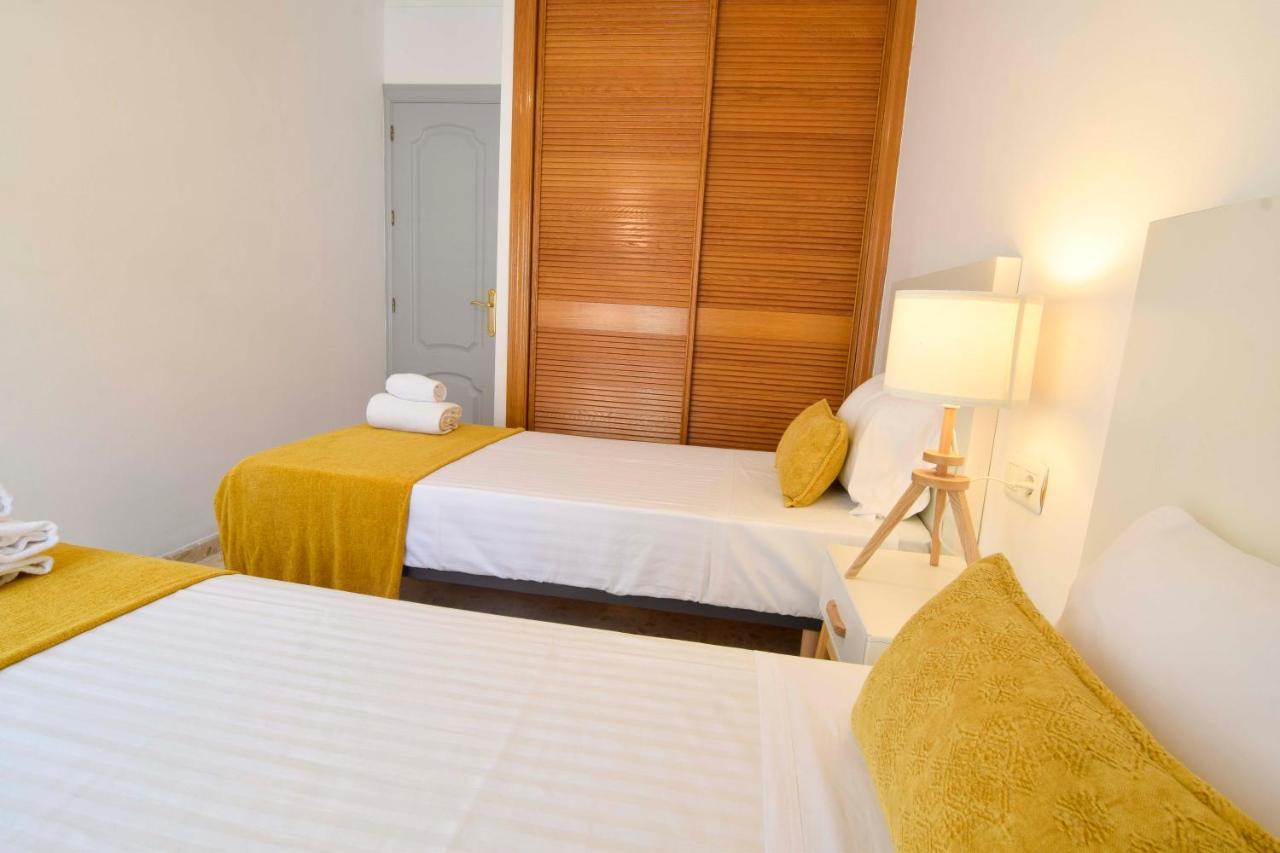 Letmalaga Popolo & Parking Apartment ภายนอก รูปภาพ